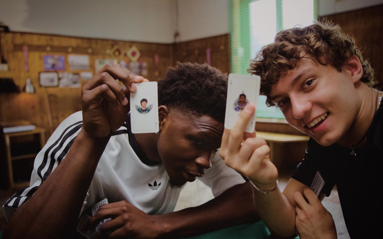 Kimi Antonelli e Anthony Edwards insieme in “THE ANTS”: il cortometraggio Adidas che unisce F1 e NBA