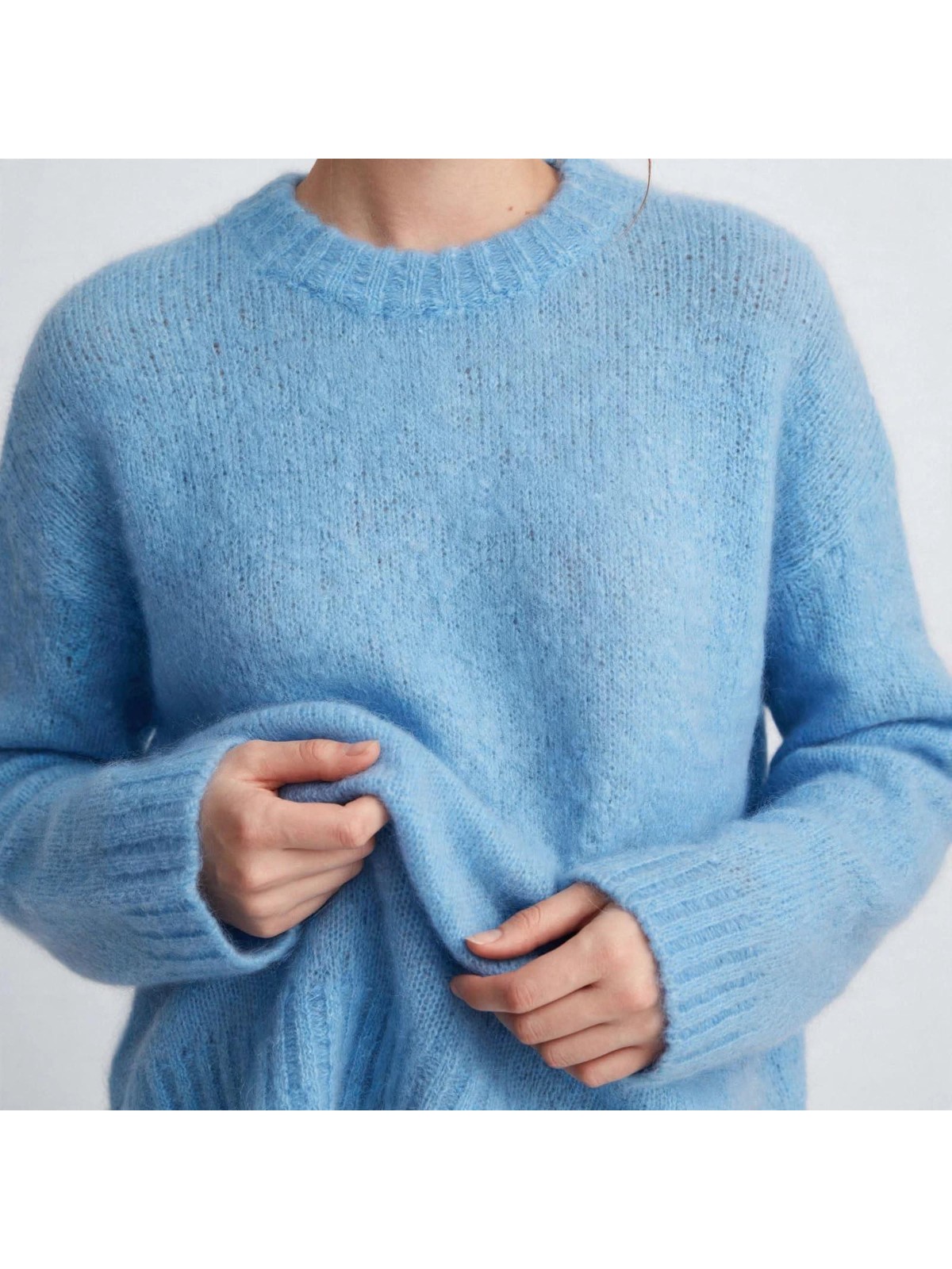 Maglione in Mohair Celeste – Vicolo - immagine 3